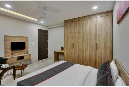 Vibe Hotel Noida Kültér fotó