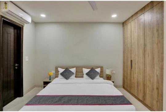 Vibe Hotel Noida Kültér fotó